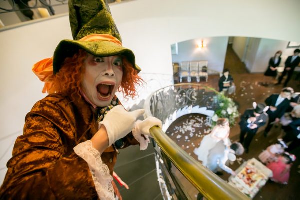 ピエロに扮する間瀬さん｜札幌コンシェル