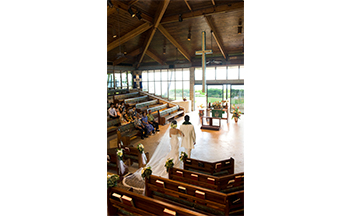 人気リゾート結婚式|キャリバリー・バイ・ザ・シー教会|L