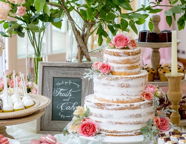 ウェデングケーキ｜ネイキッドケーキ｜ピエトラセレーナ｜札幌｜結婚式｜札幌コンシェル